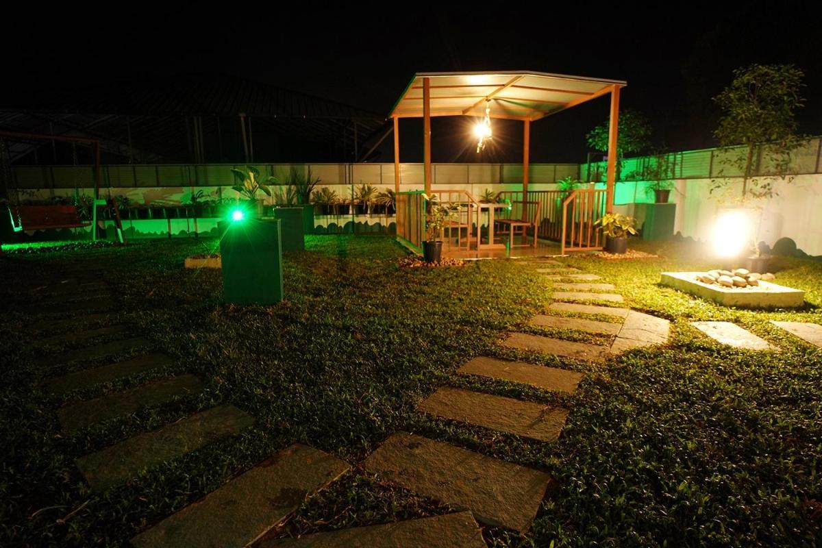 Universal Residency Perumpāvūr Exterior foto